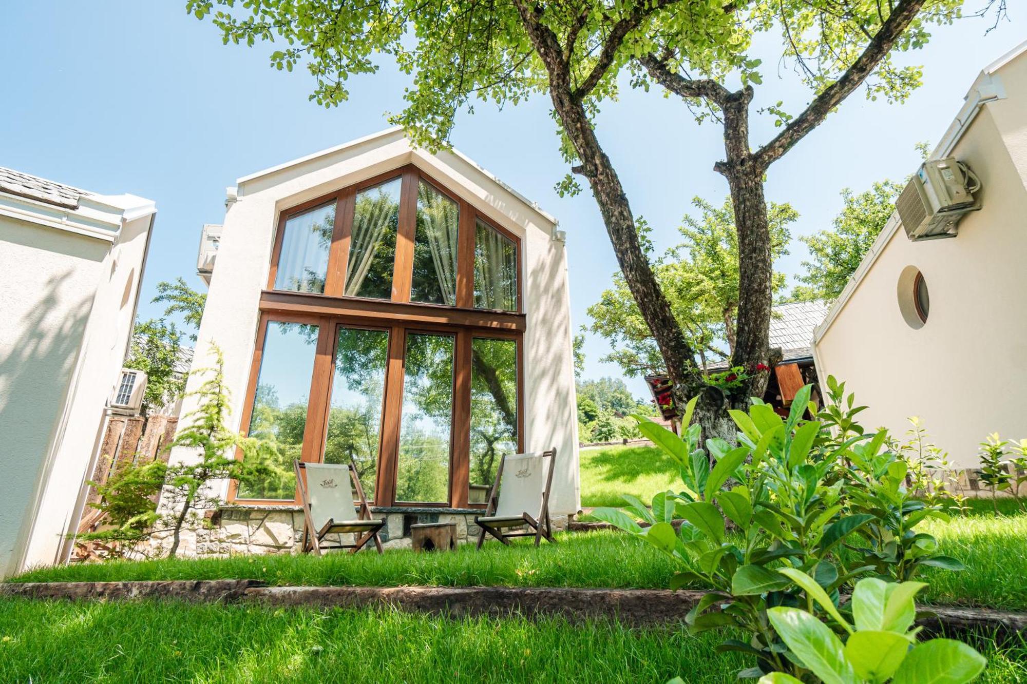 Toplik Village Resort Lukavica Екстериор снимка