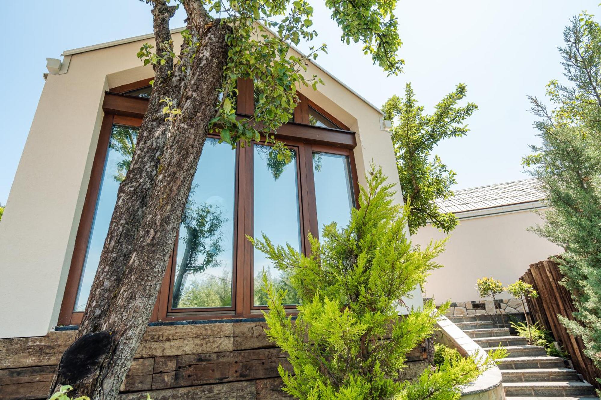 Toplik Village Resort Lukavica Екстериор снимка