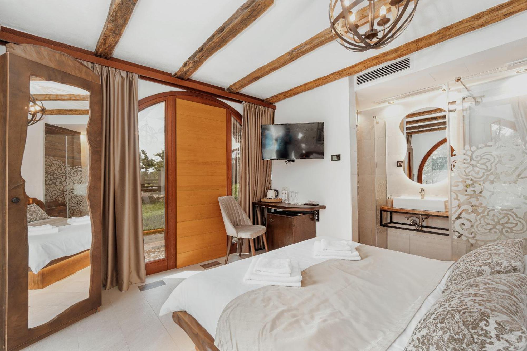 Toplik Village Resort Lukavica Екстериор снимка